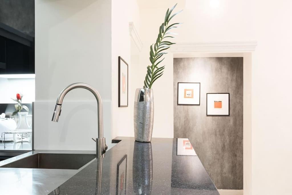 Manara57 Dream Apartment Trastevere - Topcollection Ρώμη Εξωτερικό φωτογραφία